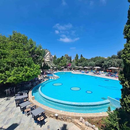 Basilica Holiday Resort Paphos Exterior photo